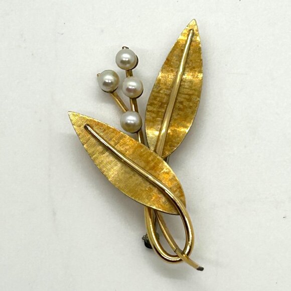 Krementz Jewelry - Vintage Krementz Brooch Pin Gold-Tone Leaf & Faux Pearl Floral 1.5 inch